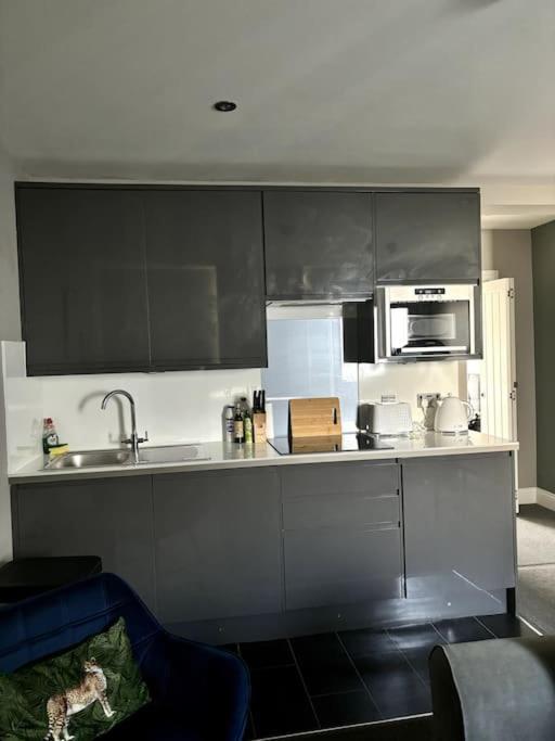 The One-Bedroom Central Brighton Retreat Luaran gambar
